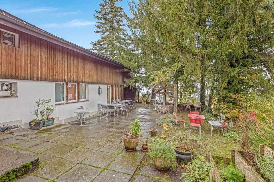Mehrgenerationen- und Seminarhaus an idyllischer Lage! – Foto 13 von 28