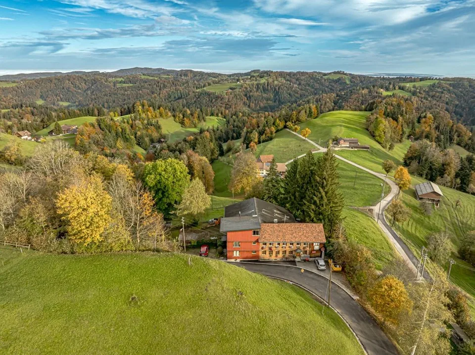 Mehrgenerationen- und Seminarhaus an idyllischer Lage! – Foto 12 von 28