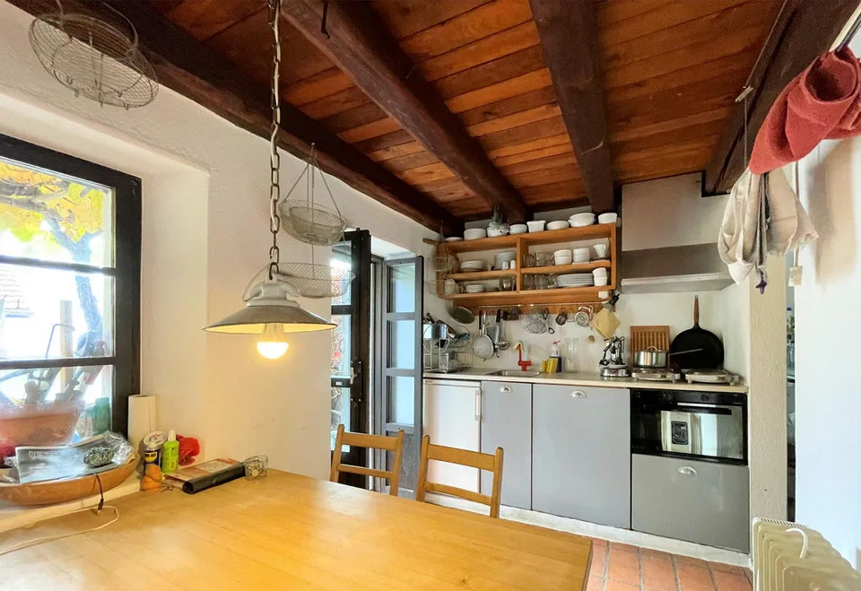 Originale rustikale Wohnung in Val Morobbia für Liebhaber der Ruhe