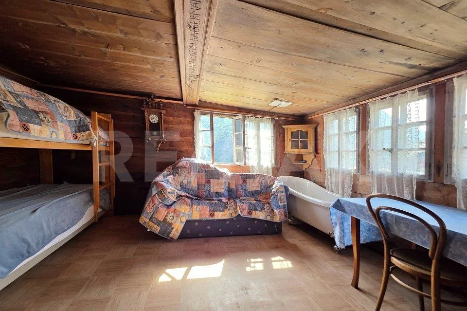 Great opportunity in the hamlet of Seng – photo 12 of 13