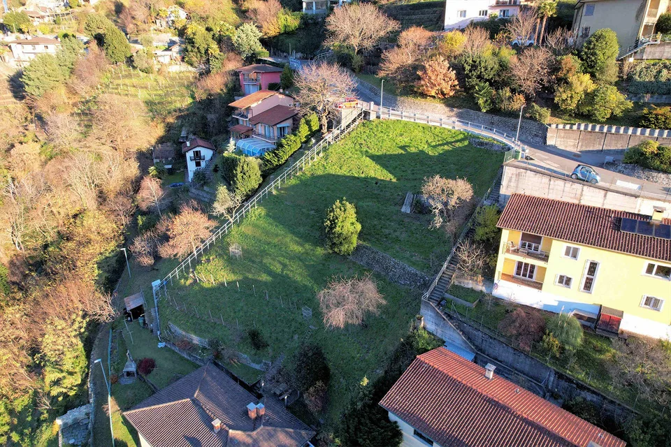 Bauplatz von 732 m² auf dem Hügel von Daro