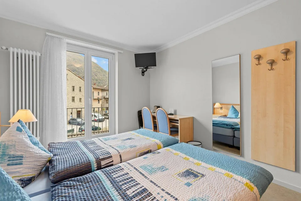 Storico albergo con ristorante, grotto e terreno edificabile – una ... – foto 22 di 30