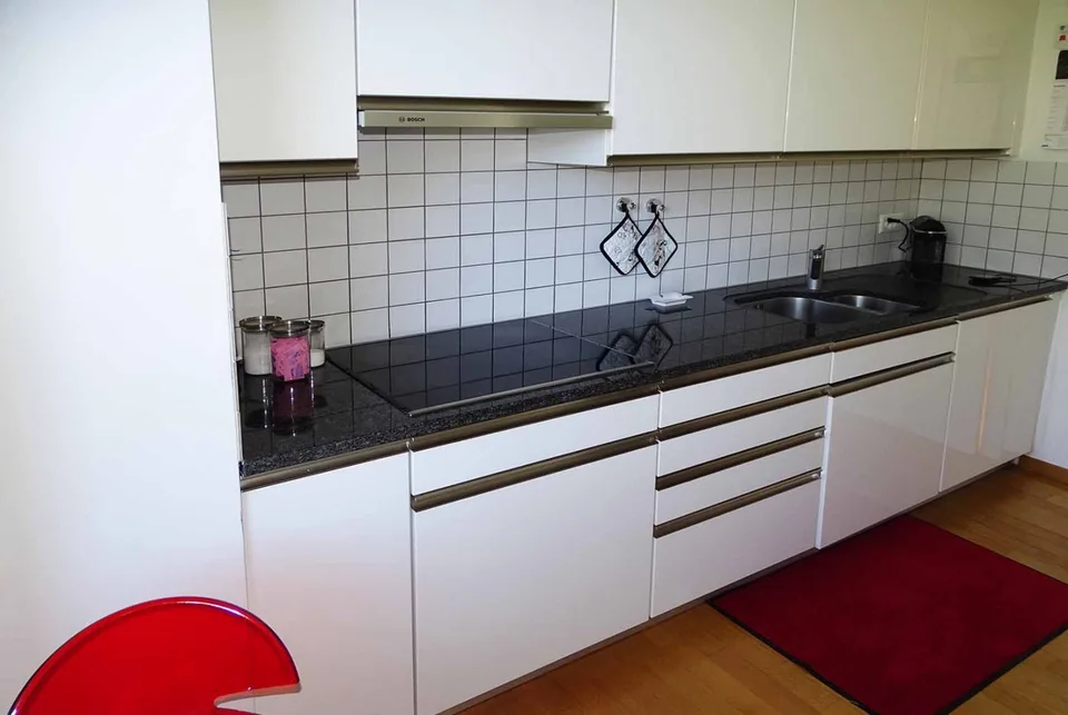 GRAZIOSO 2.5 LOCALI IN RESIDENZA DI PRESTIGIO A MAROGGIA