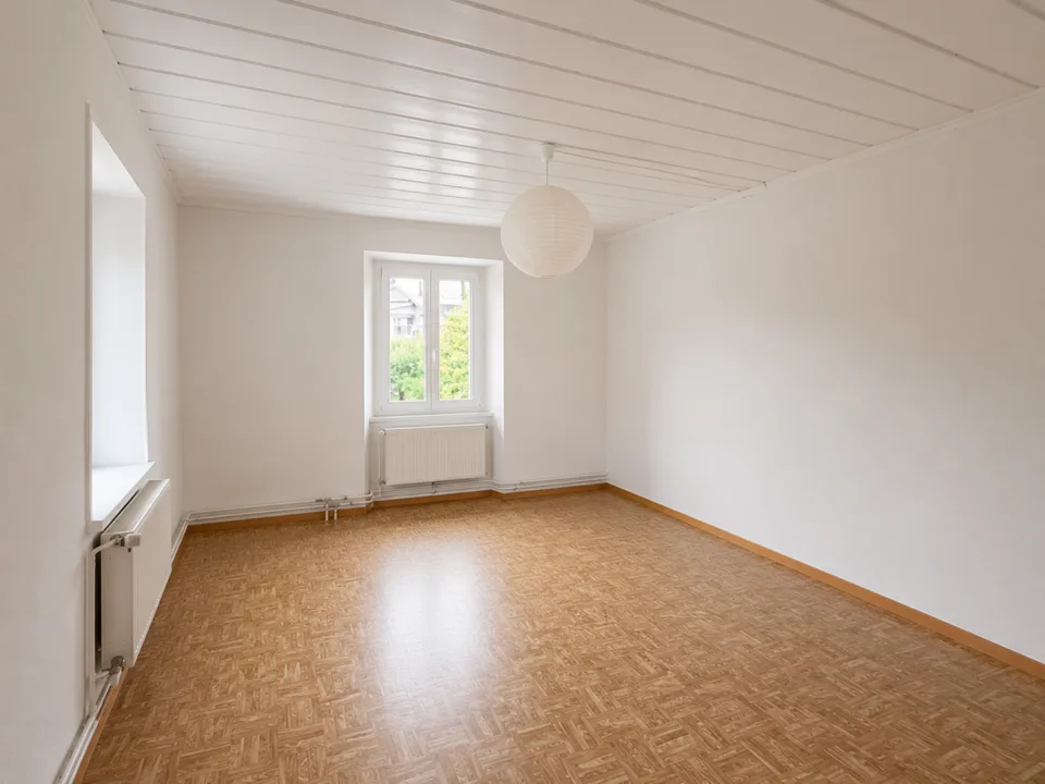 Charmante maison bifamiliale avec un terrain généreux et un potentiel de développement – photo 11 sur 13
