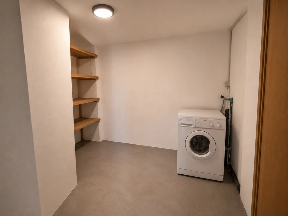 Charmante maison bifamiliale avec un terrain généreux et un potentiel de développement – photo 13 sur 13