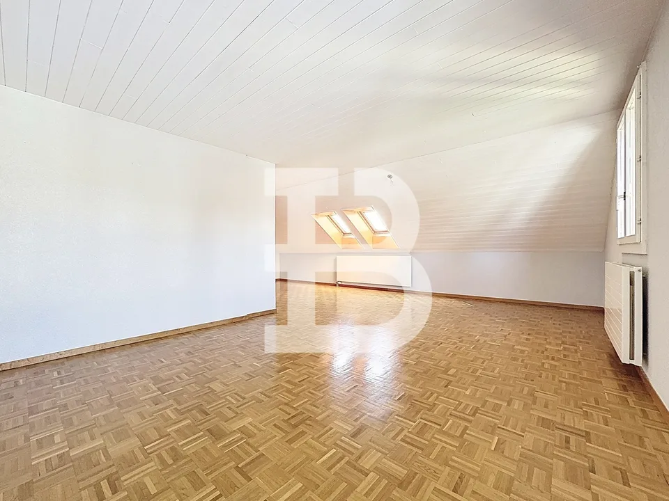 Beautiful family penthouse with high potential and eligible for Casatax