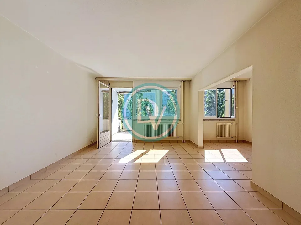 Spacious, bright 3.5-room apartment – Les Avanchets