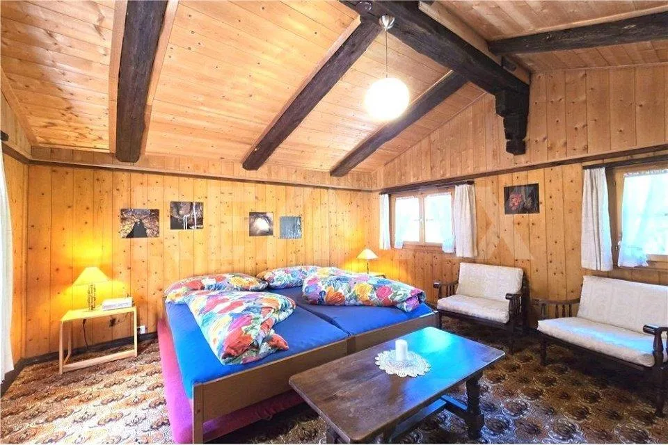 Traditionelles Walliser-Chalet mit Charme im Grünen versteckt