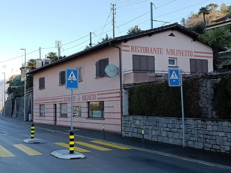 SAN NAZZARO - Vendesi Immobile con Ristorante e 2 Appartamenti