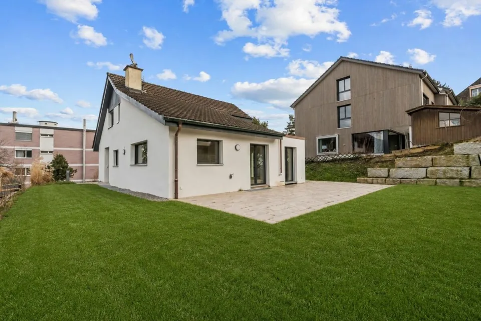 Exklusives Wohnerlebnis - kernsaniertes 5.5-Zimmer-Einfamilienhaus – Foto 12 von 13
