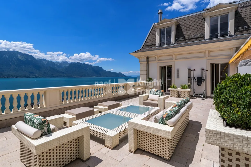 Unique ! Appartement en attique de 8.5 pièces avec une vue exceptionnelle à vendre au coeur de Montreux