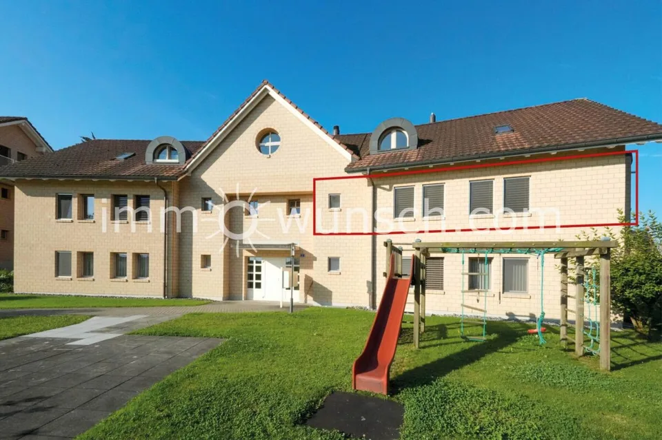 Condominio spazioso di 5 ½ stanze al 1° piano, BGF 158 m², vicino alla natura con foresta e prati