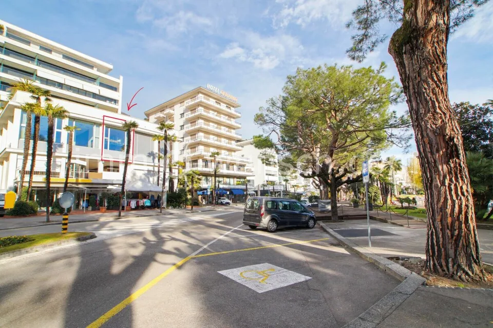 Direttamente sulla splendida passeggiata lungo il lago - appartamento maisonette di 3 ½ locali