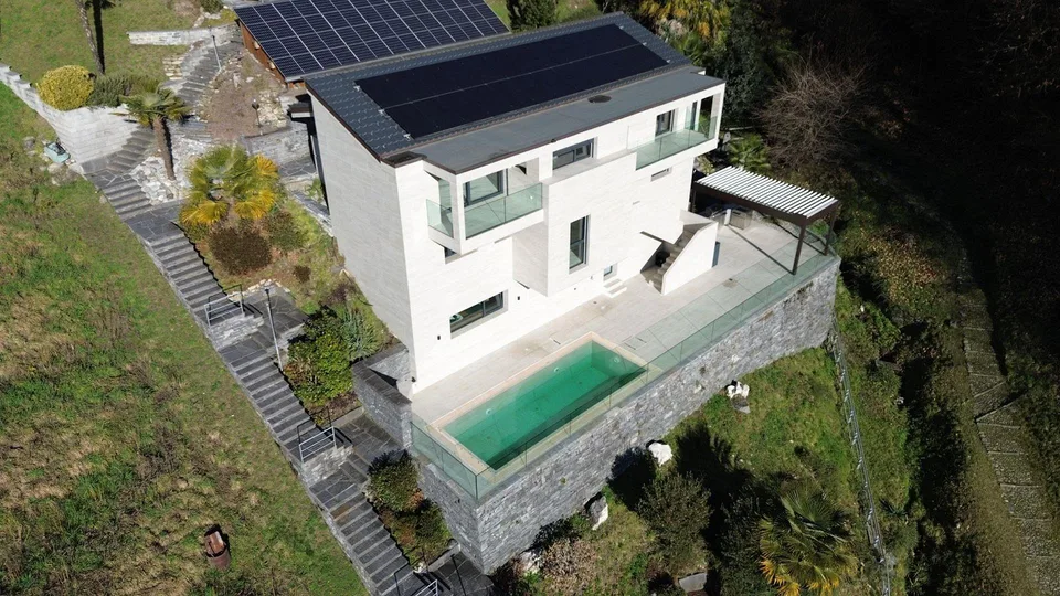 Mediterrane Villa mit Infinity-Pool, SPA und Panoramablick auf den Lago Maggiore