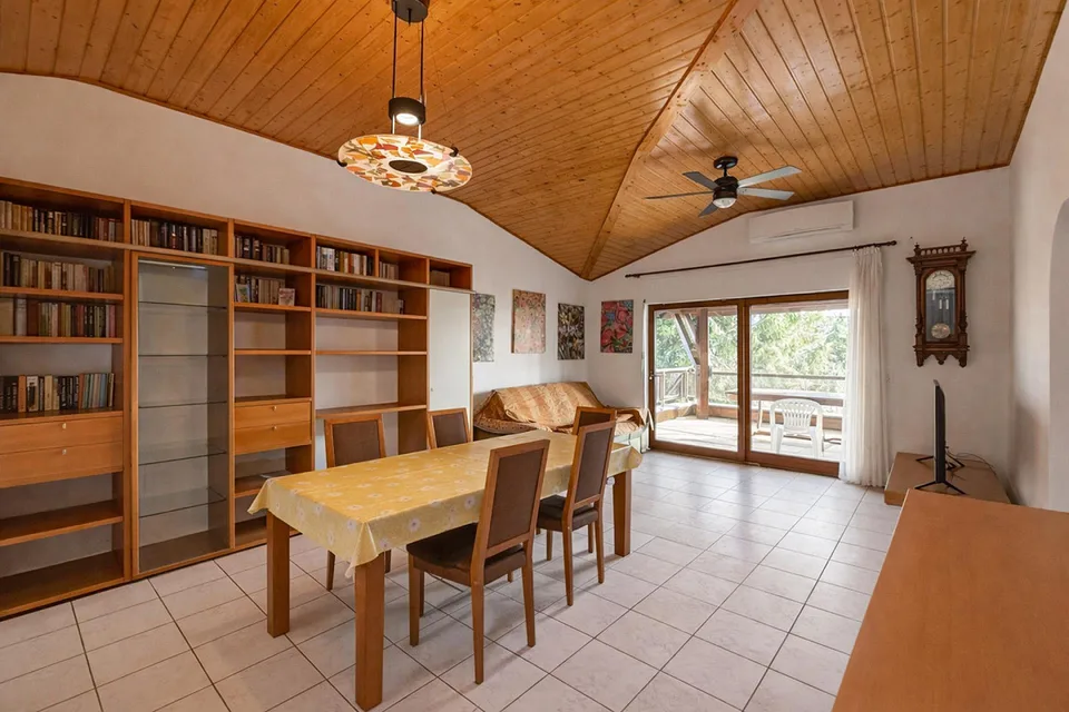 Appartamento 3.5 locali con terrazza e vista aperta a Vacallo