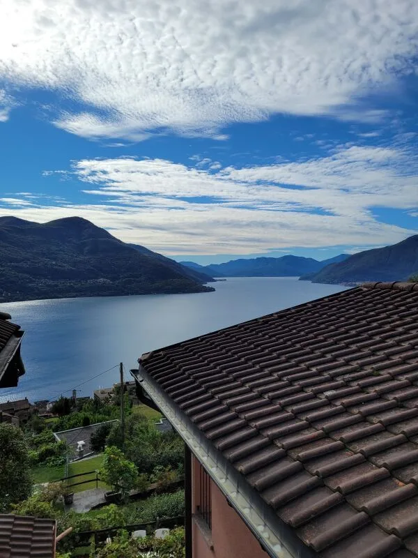 MIETE MIT KAUFRECHT - Renovierte 4½-Zimmer-Haus, mit schönem Seeblick