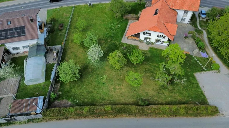 Bauland 1000m² wartet auf Sie!