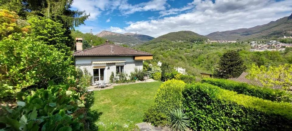 Large and private single-family home with elevator and grotto, second residence!