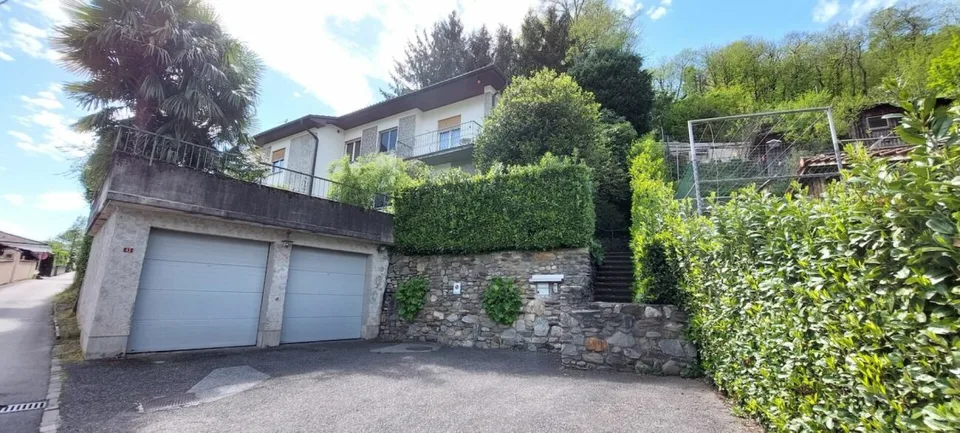 Large and private single-family home with elevator and grotto, second residence!