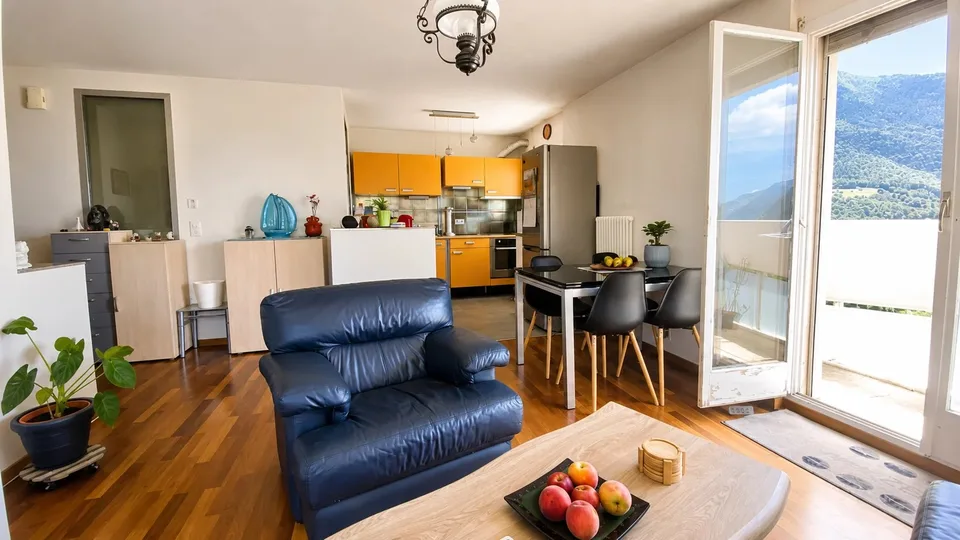 Appartamento di 4,5 locali al 10° piano con vista panoramica