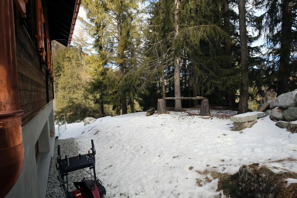 3 bedrooms apartment in Planchouet (Nendaz) in the heart of the forest! – photo 13 sur 13