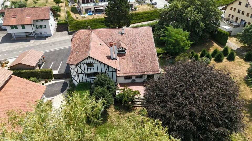 PROPRIETÀ ATIPICA SU OLTRE 6.000 M2 IN CORSO DI RISTRUTTURAZIONE, NON SOGGETTA ALLA LDFR