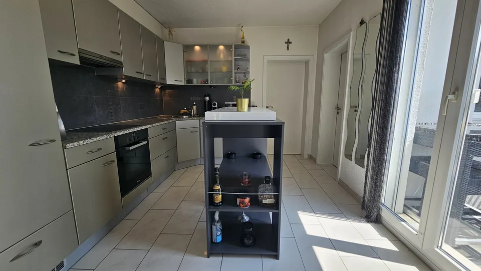 In vendita a Delémont spaziosa villa familiare di 5,5 locali con giardino – foto 11 di 13