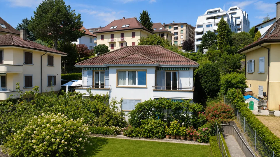 Schönes Einzelhaus mit großem Potenzial in Lausanne