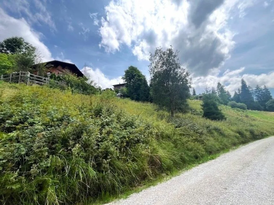Grosse Baulandparzelle von 906 m2 an erhöhter Lage in Plaffeien FR