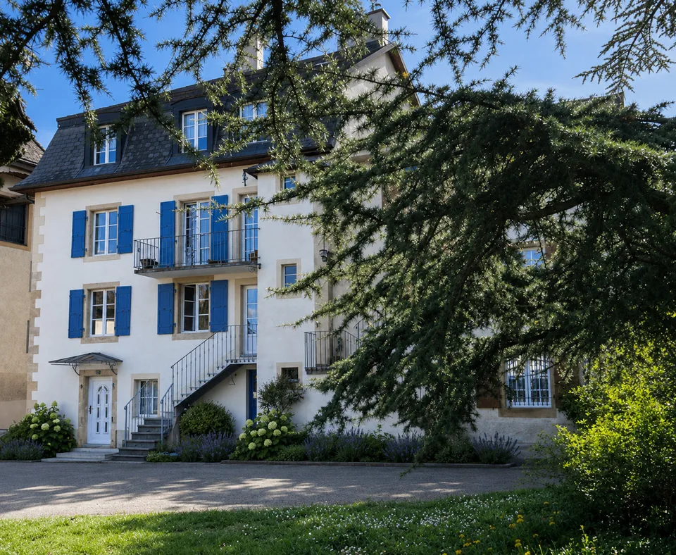 Immeuble de caractère au cœur d’Auvernier – Potentiel résidentiel et commercial