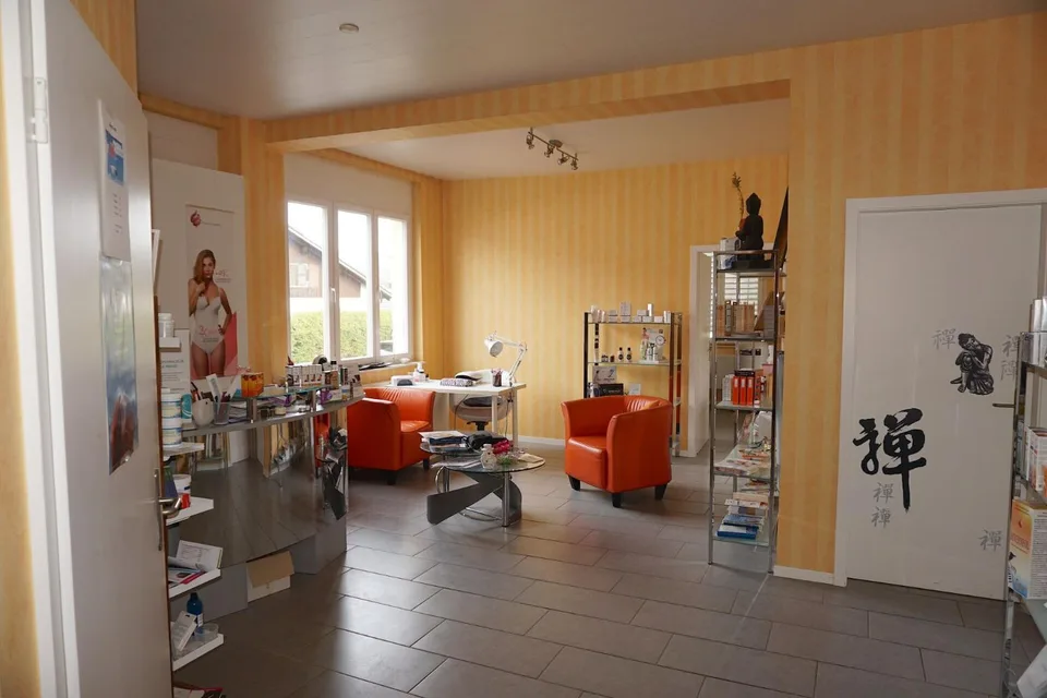ARI-212 - Mischgebäude mit 250 m2 auf einem Grundstück von 723 m2 in Bassecourt – Foto 11 von 13