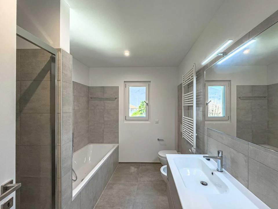 6,5-Zimmer-Wohnung mit Garten und Hobbyraum in Mendrisio