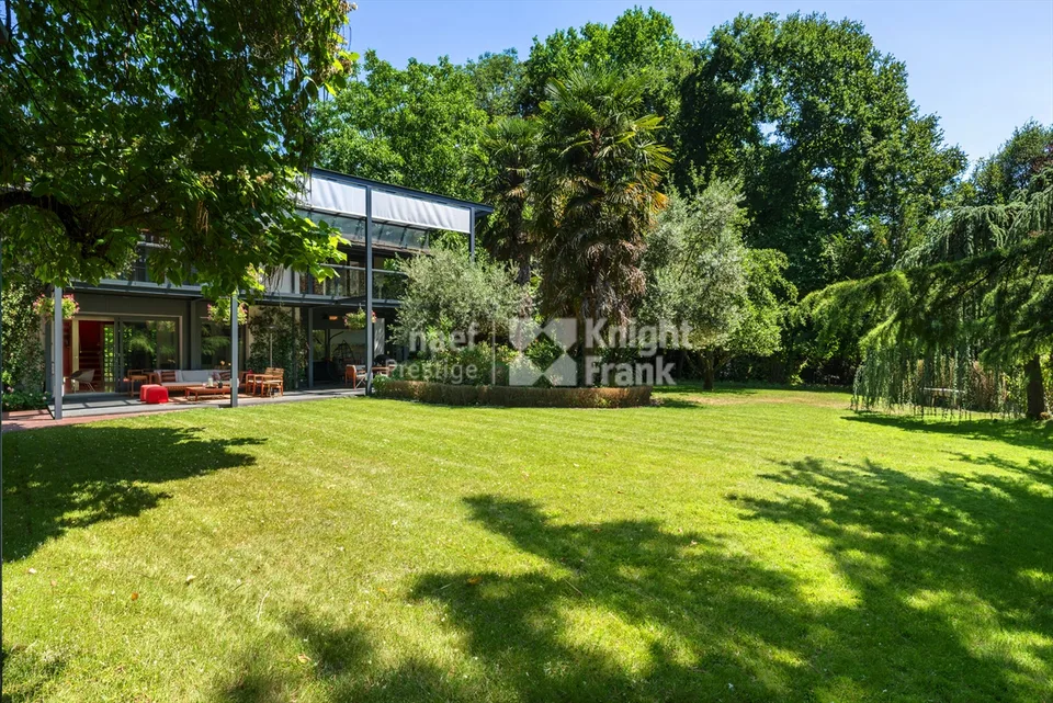Un'oasi verde, alle porte di Ginevra. – foto 11 di 12