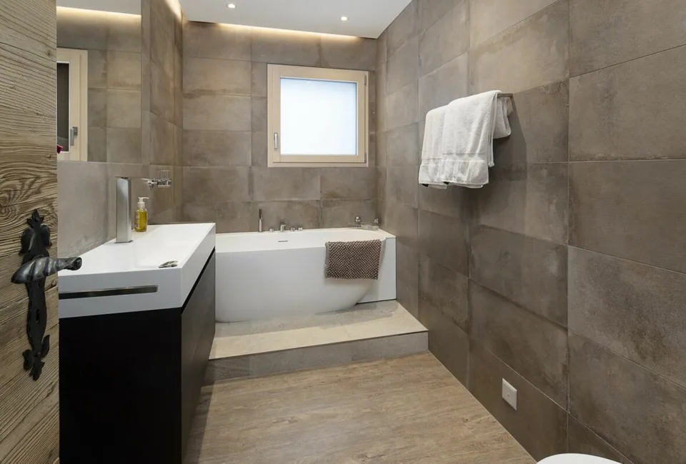 Luxuriöse Duplexwohnung mit 6½ Zimmern im Herzen des Jack Nicklaus Golfviertels – Foto 9 von 13