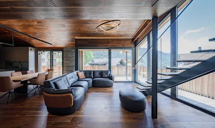 PURE DOMINANZ - PENTHOUSE MIT BERGSICHT UND WELLNESSBEREICH