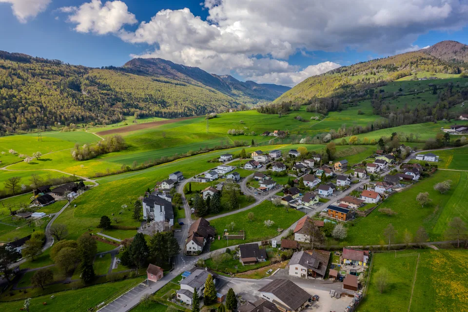 Terreno edificabile con numerose possibilità di costruzione