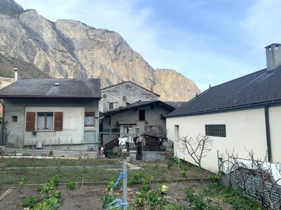 Village house 5.5 rooms in Chamoson