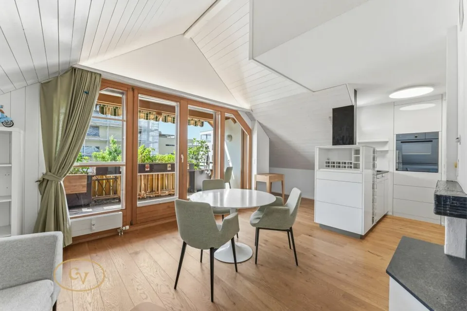 Sonnige Maisonettewohnung mit Charme im Herzen von Sins