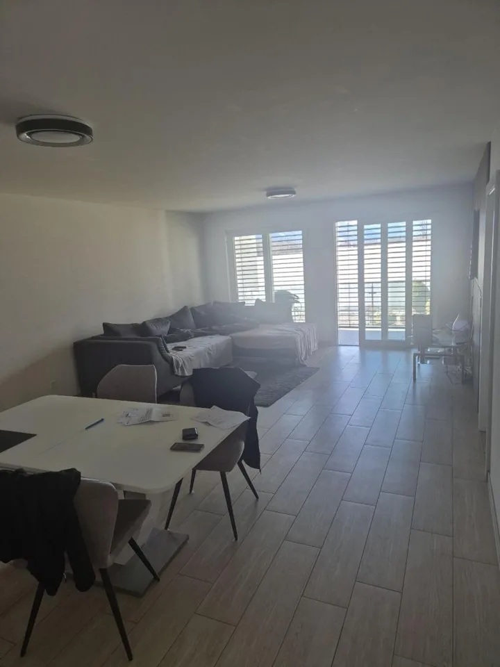 Lumineux appartement de 2.5 pièces avec terrasse - À deux pas de la gare d'Ardon