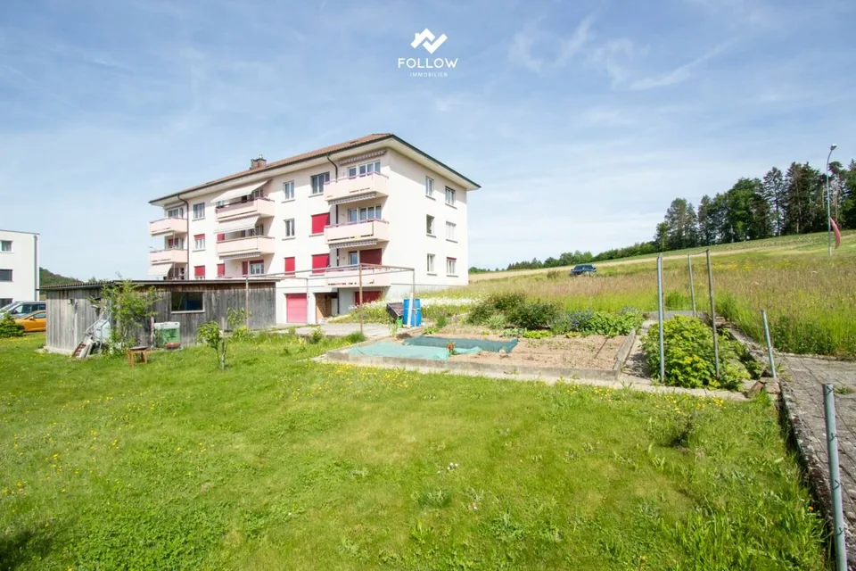 Mehrfamilienhaus mit Entwicklungspotenzial und zusätzlicher Bauparzelle in Heitenried