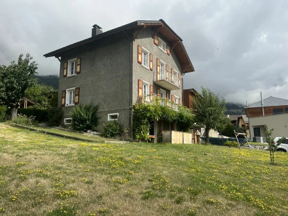 Unique ! Maison bifamiliale dans la station de ski de Crans-Montana/VS