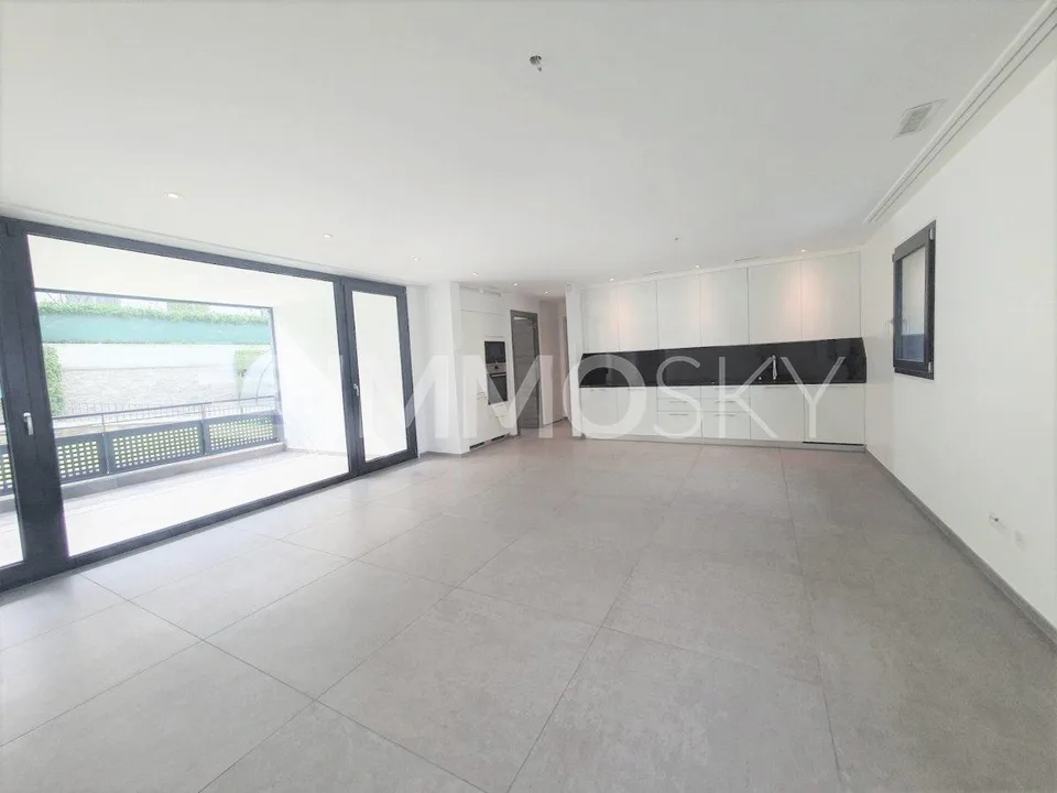 Moderna palazzina a reddito, finiture d pregio, modernità ed eleganza