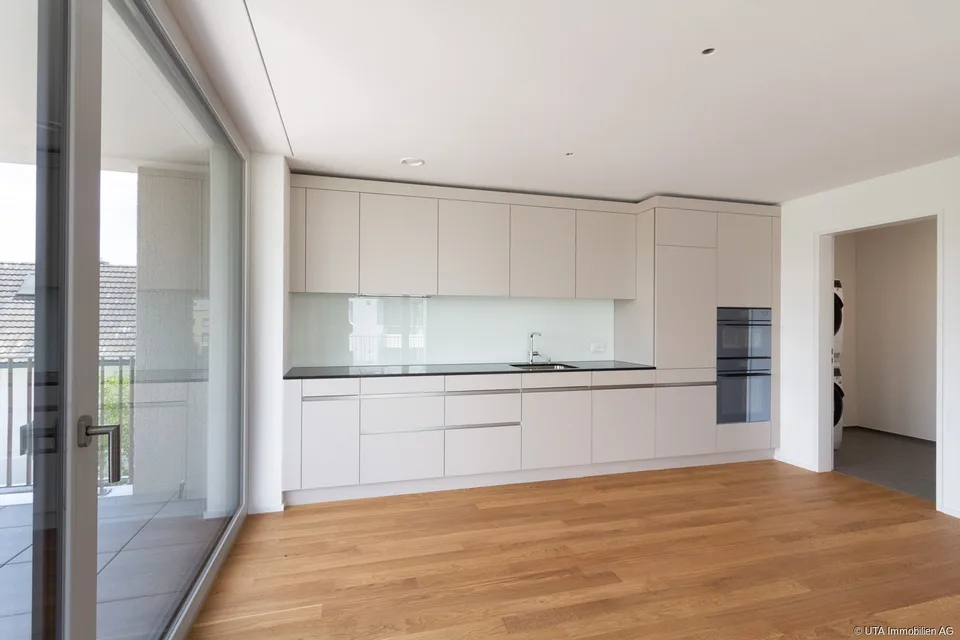 letzte 2.5-Zimmer-Neubauwohnung, sofort bezugsbereit, ideal auch als K