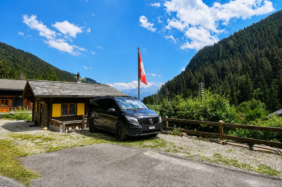 Charmant chalet avec joli jardin à Morgins