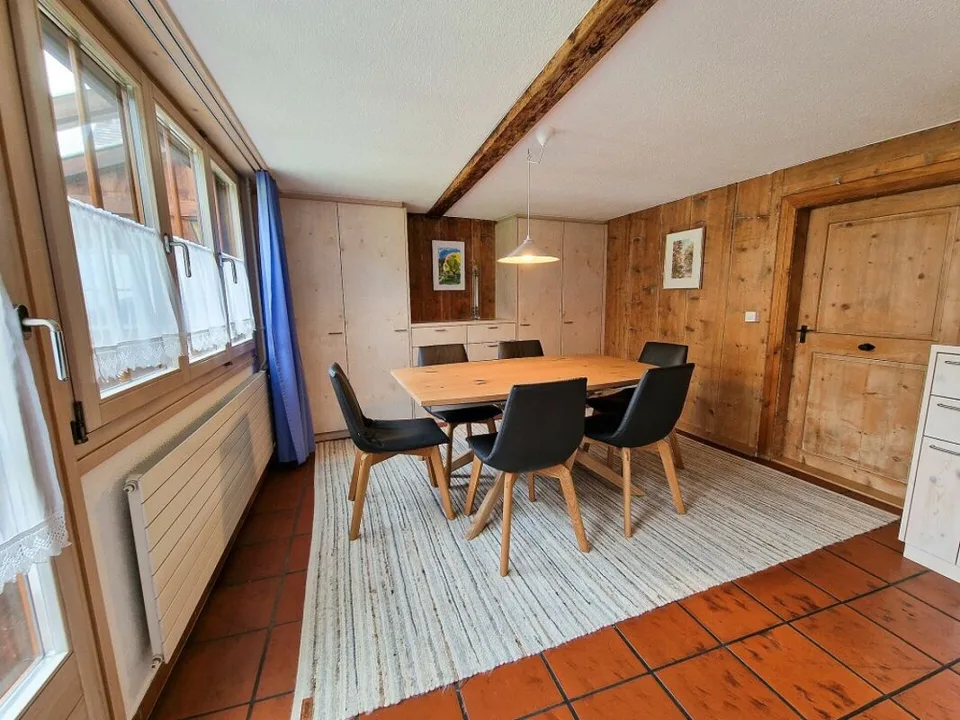 Familienfreundliches Holzhaus mit viel Platz, Charme und nachhaltiger Energie