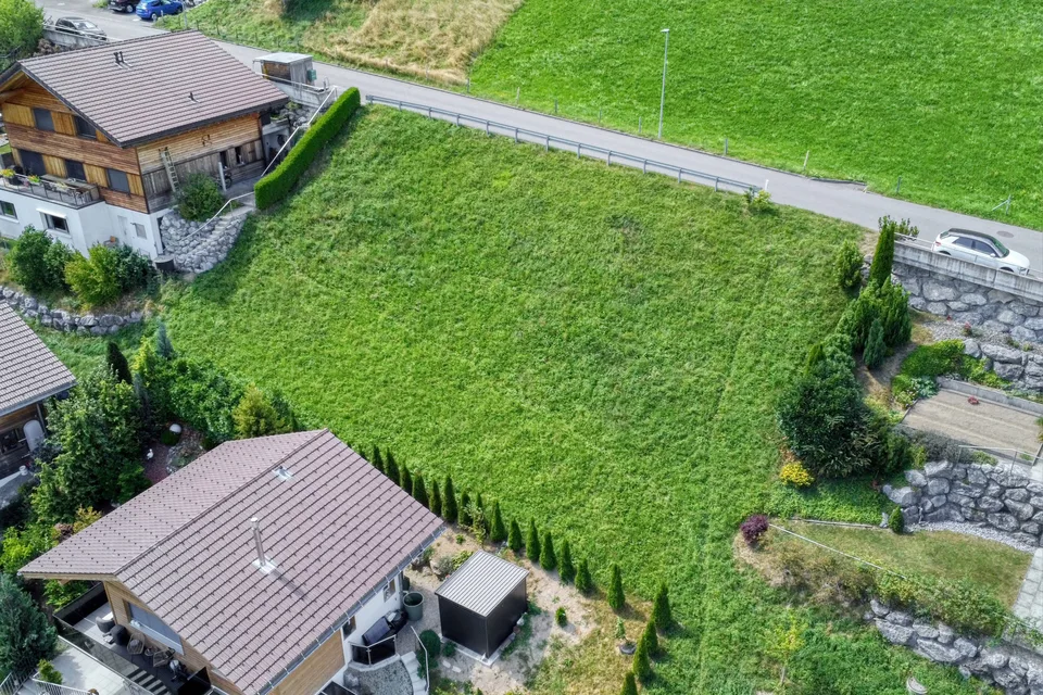 Nuova costruzione di una casa unifamiliare con 5 o 6 camere in una posizione panoramica
