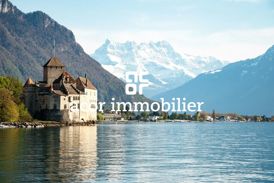 Superbe villa de 11 pièces avec vue Panoramique Imprenable sur le Lac