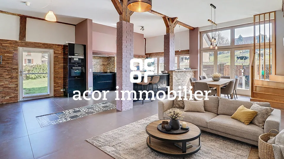 Family home with garden, swimming pool and rental income