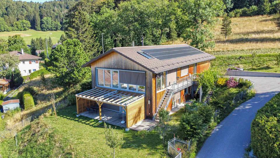 Maison individuelle "Minergie A et P" de 7.5 pces avec double garage