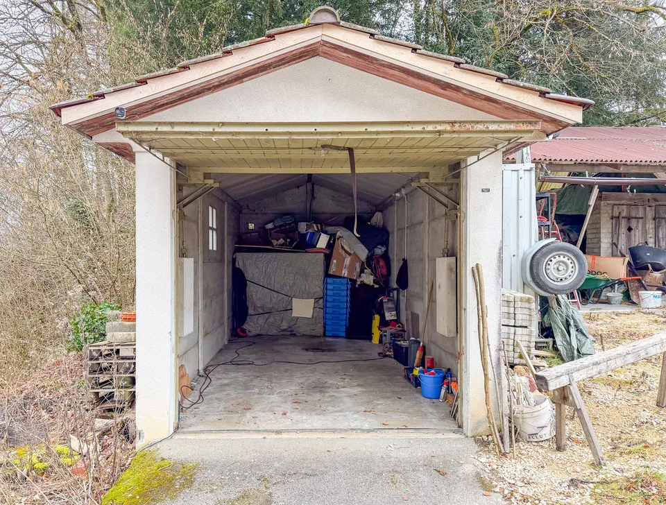 Casa con volume significativo da ristrutturare Permesso di costruzione in vigore